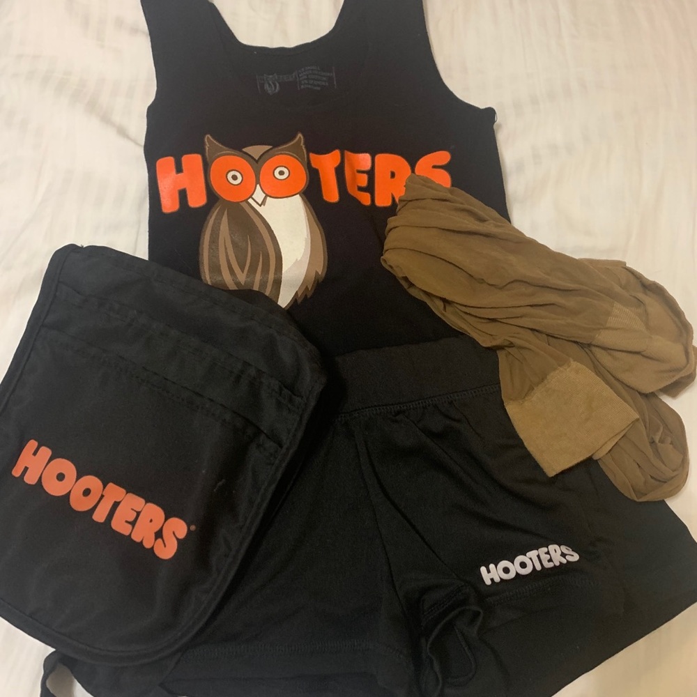 (Hold) Complete Black Hooters Uniform